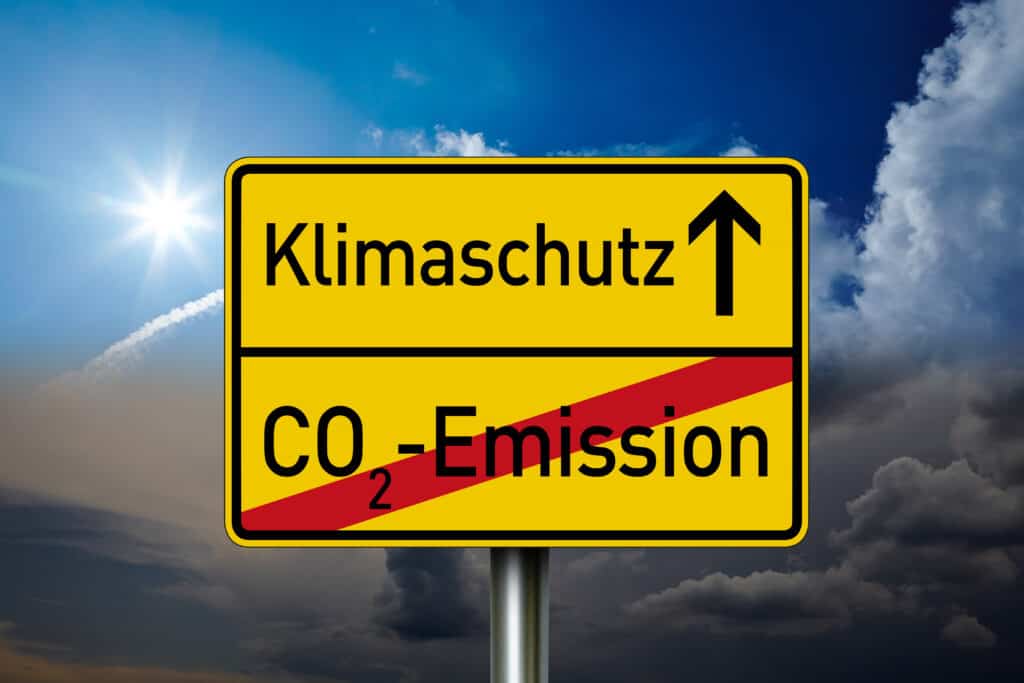 Klimaschutz starten - CO2-Emission beenden - mit Solarenergie