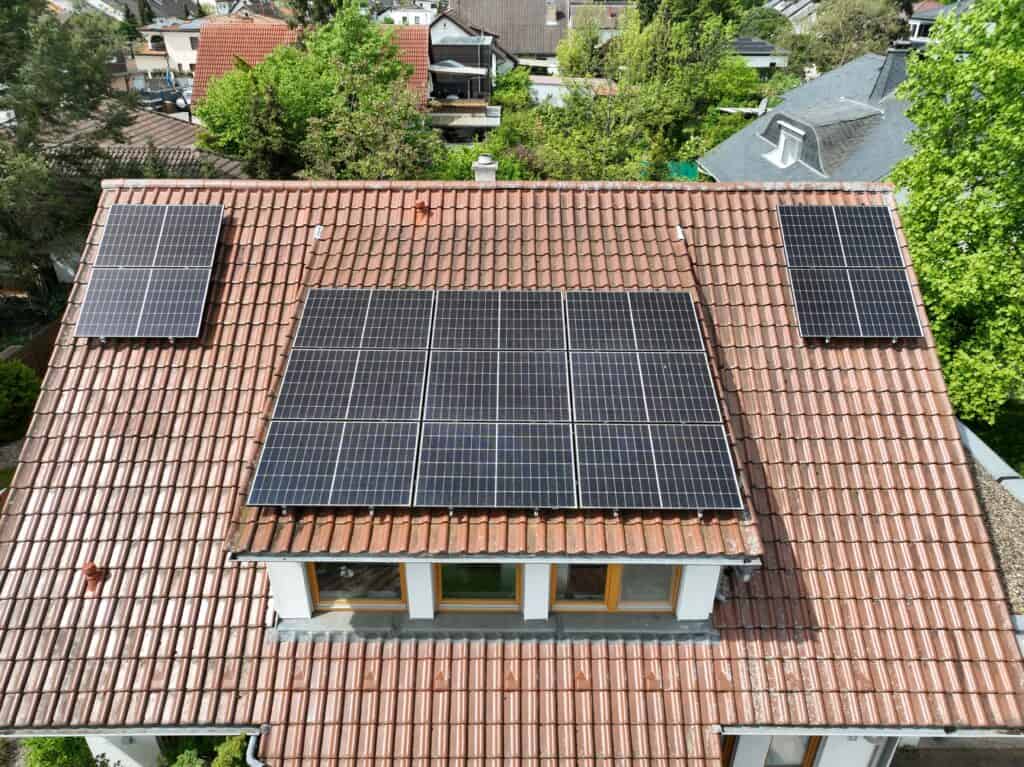 Optimale Solarmodulbelegung mit Gauben in Walldorf